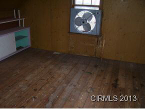 8 E Mildred St, Logansport, IN 46947 photo 4