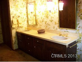 4622 E Division Rd, Logansport, IN 46947 photo 11
