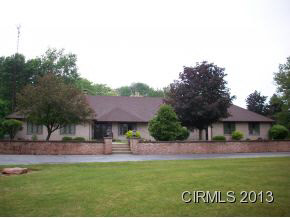4622 E Division Rd, Logansport, IN 46947 photo 1