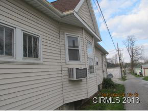261 S Broadway, Peru, IN 46970 photo 2