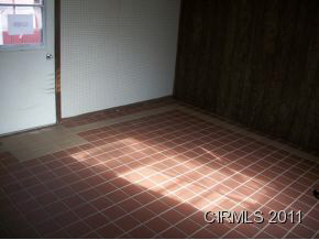 922 Helm, Logansport, IN 46947 photo 6
