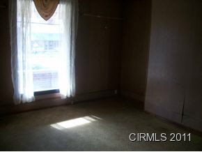 922 Helm, Logansport, IN 46947 photo 3