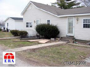 307 W Railroad, Windfall, IN 46076 photo 1