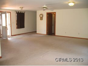 134 E Shook St, Goldsmith, IN 46045 photo 4