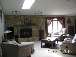 1613 Green Acres Dr, Kokomo, IN 46901 photo 4