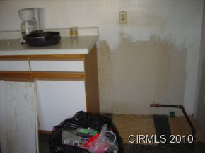 116 E Franklin St, Sweetser, IN 46987 photo 6