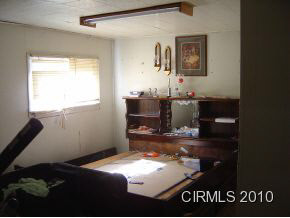 116 E Franklin St, Sweetser, IN 46987 photo 2
