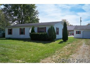 904 E Wabash Ave, Converse, IN 46919 photo 1