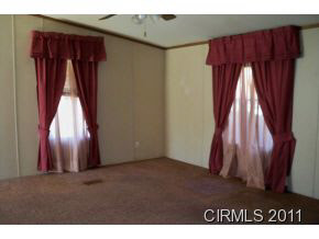 904 E Wabash Ave, Converse, IN 46919 photo 5