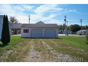 904 E Wabash Ave, Converse, IN 46919 photo 3
