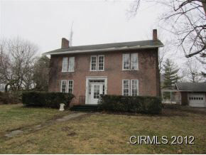 412 E Washington St, Fairmount, IN 46928 photo 1