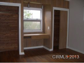 2123 S Valley Ave, Marion, IN 46953 photo 8