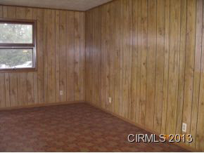 2123 S Valley Ave, Marion, IN 46953 photo 4