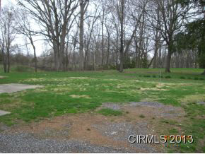 2123 S Valley Ave, Marion, IN 46953 photo 3
