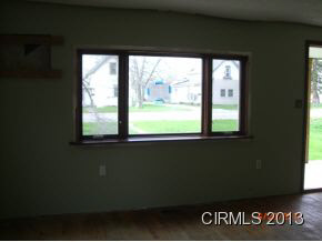 1828 W Spencer Ave, Marion, IN 46952 photo 3