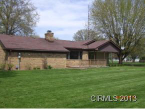 1104 E 49th St, Marion, IN 46953 photo 2