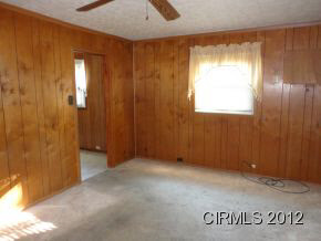 2124 W 10th St, Marion, IN 46953 photo 4