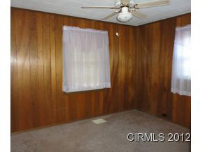 2124 W 10th St, Marion, IN 46953 photo 10