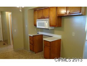 110 N 4th Ave, Jonesboro, IN 46938 photo 6