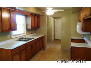 110 N 4th Ave, Jonesboro, IN 46938 photo 5