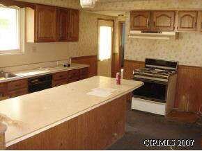 317 Nancy St, Warren, IN 46792 photo 3