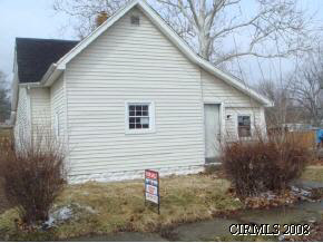 1912 S Gallatin St, Marion, IN 46953 photo 1