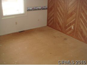 1062 Cherry Ln, Peru, IN 46970 photo 6