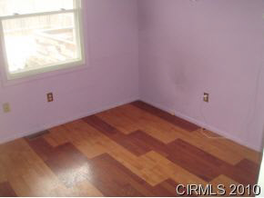 1062 Cherry Ln, Peru, IN 46970 photo 4