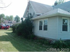 301 W Main St, Van Buren, IN 46991 photo 3
