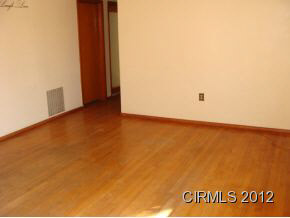 1025 Falls Ave, Wabash, IN 46992 photo 5