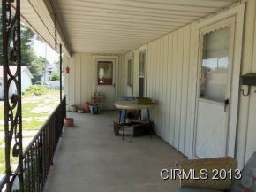219 W 8th St, Peru, IN 46970 photo 3