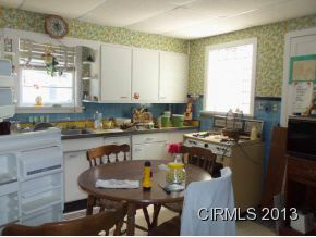 219 W 8th St, Peru, IN 46970 photo 10