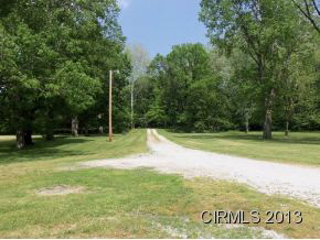 222 Pearcy Ln, Peru, IN 46970 photo 4