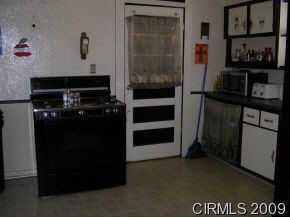 526 E 2nd St, Peru, IN 46970 photo 5