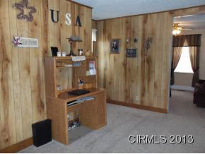 261 Columbia Ave, Peru, IN 46970 photo 6