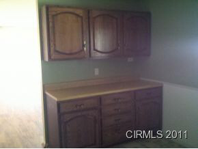 306 Devonshire Dr, Kokomo, IN 46901 photo 4