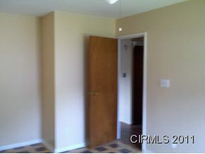 306 Devonshire Dr, Kokomo, IN 46901 photo 6