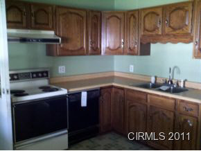 306 Devonshire Dr, Kokomo, IN 46901 photo 3