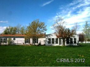 103 Division Dr, Tipton, IN 46072 photo 4