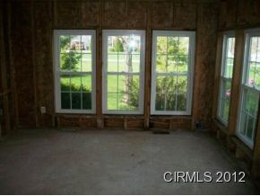 103 Division Dr, Tipton, IN 46072 photo 6