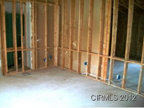 103 Division Dr, Tipton, IN 46072 photo 5