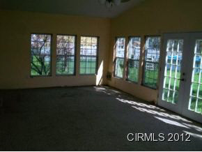 103 Division Dr, Tipton, IN 46072 photo 9
