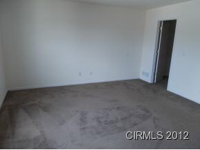 1041 Springwater Rd, Kokomo, IN 46902 photo 5