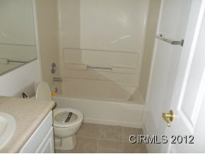 1041 Springwater Rd, Kokomo, IN 46902 photo 12