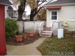 115 E 2nd St, Warren, IN 46792 photo 4