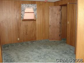 115 E 2nd St, Warren, IN 46792 photo 8