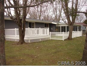 121 Riverview Rd, Warren, IN 46792 photo 2