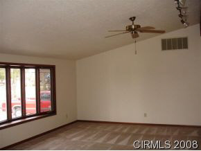 121 Riverview Rd, Warren, IN 46792 photo 6