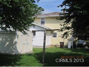 1221 Spear St, Logansport, IN 46947 photo 2