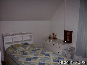 463 E 2nd St, Peru, IN 46970 photo 7